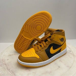 NEW Nike Air Jordan 1 Mid Retro Chutney Taxi Yellow Women’s 11.5